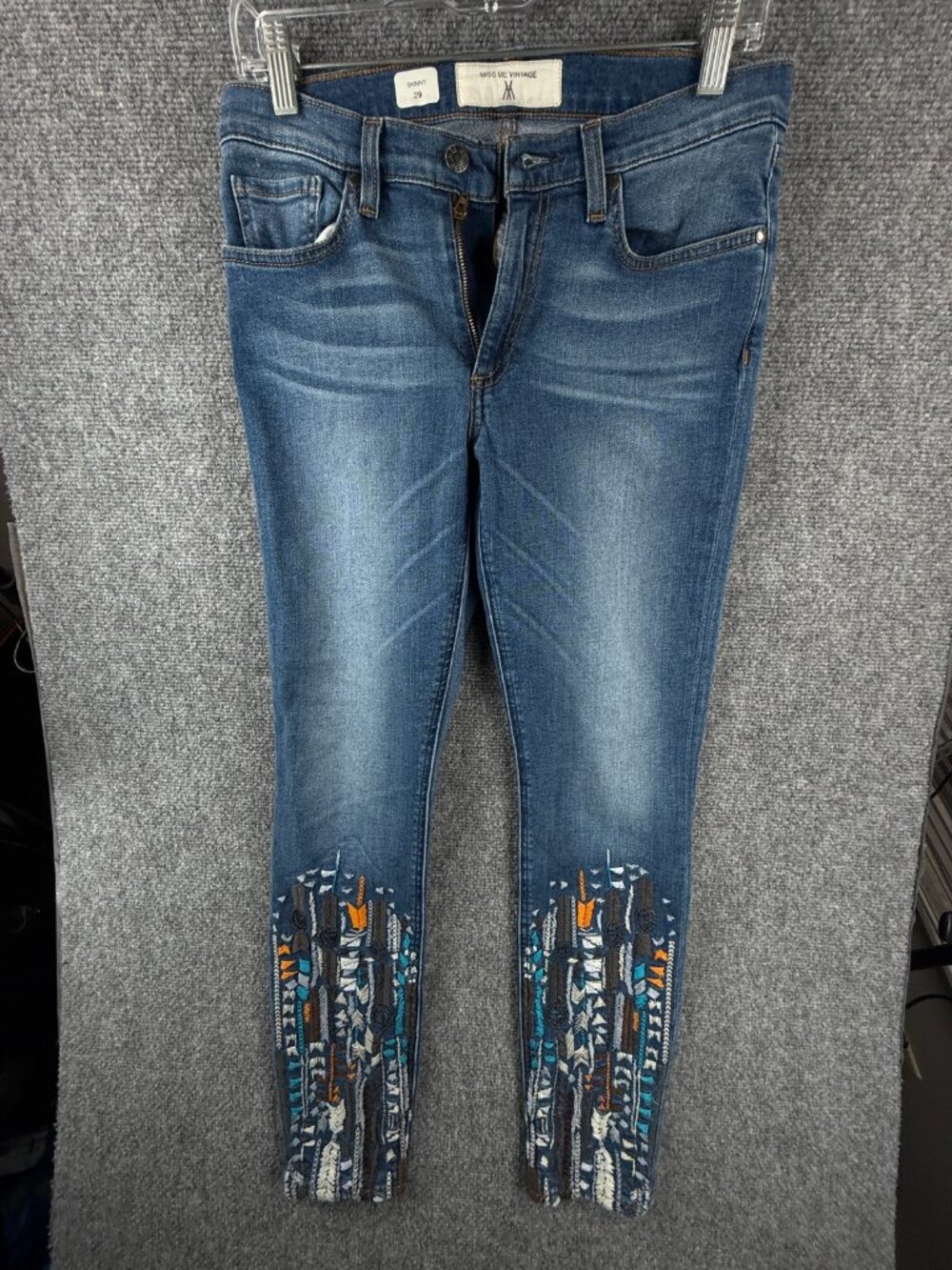 Miss Me Vintage Embroidered Skinny 29 Blue Denim Native American Jeans ** Adult